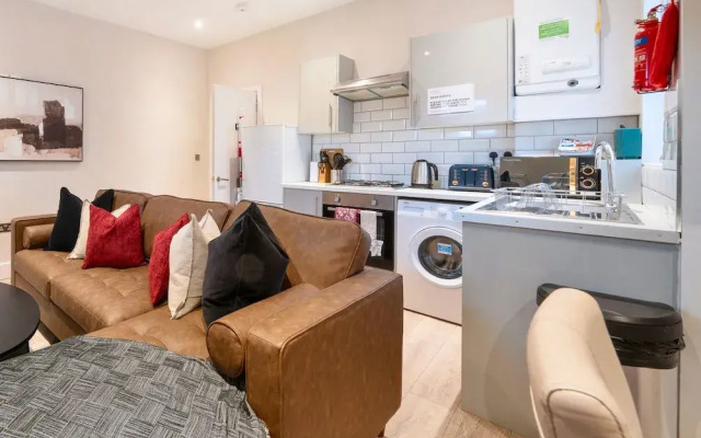 Everest Lodge Serviced Apartment