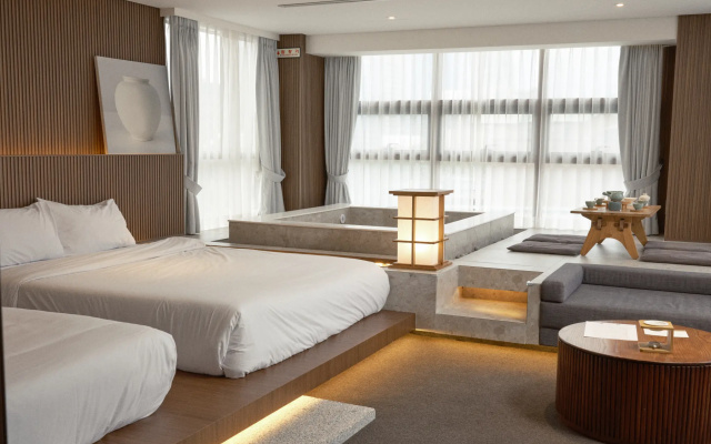 UH Hotel