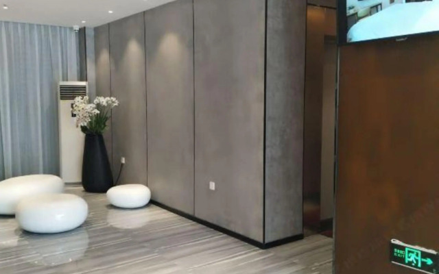 Orchid Hotel