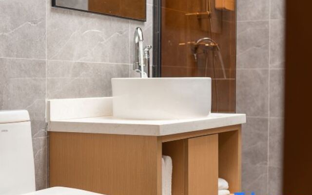 Atour Hotel Apartment (Shunde Shunlian Plaza Jinlong Metro Station)