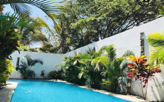 Hotel Burgués Mancora