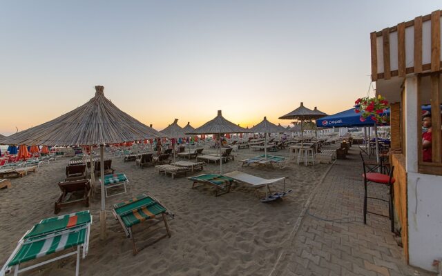 Esal Hotel