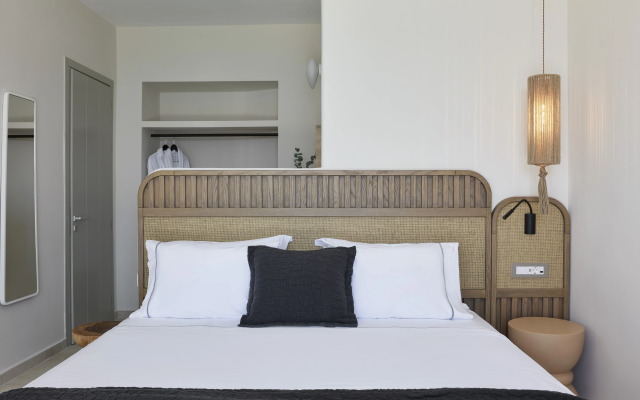 Apanemo Hotel