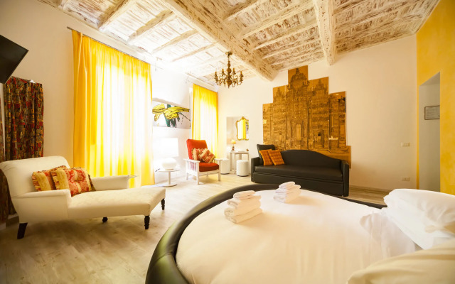 Trevi Fountain Art Suites