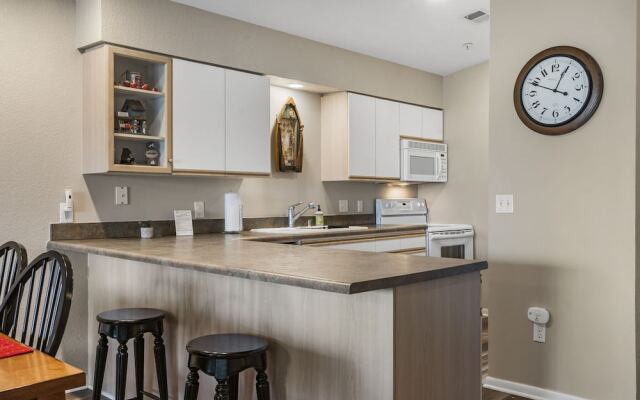 Cozy Family Resort Getaway