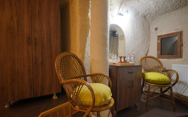 View Cave Hotel