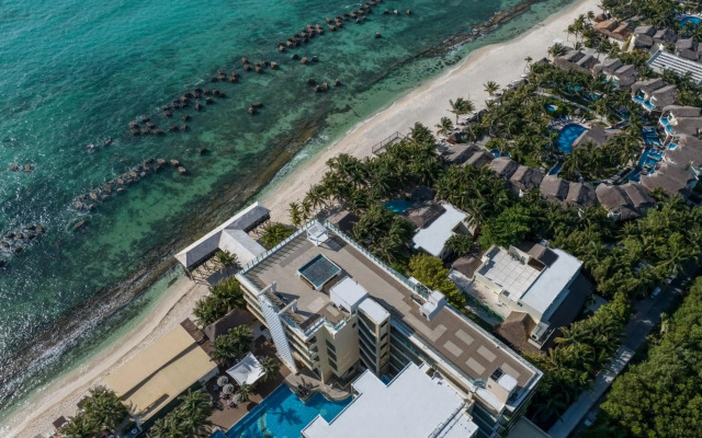 Generations Riviera Maya Family Resort Catamaran, Water Park & More Inclusive