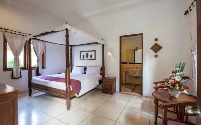 PB - Villa 1 - 3BR · 3-BR Private Pool Villa Walk to Seminyak Beach – Guest Rooms – Kerobokan Kelod
