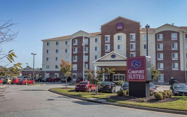 Comfort Suites Suffolk - Chesapeake