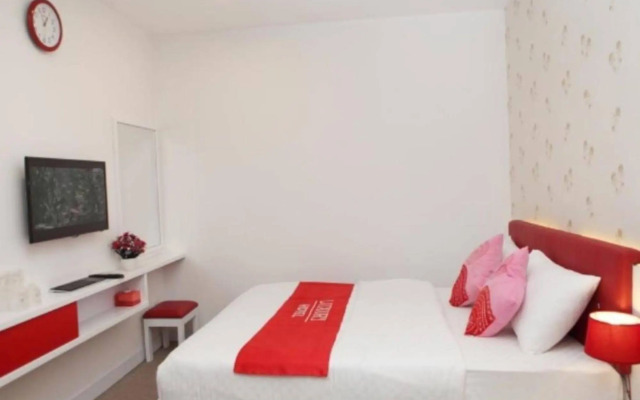 Luxury Hotel