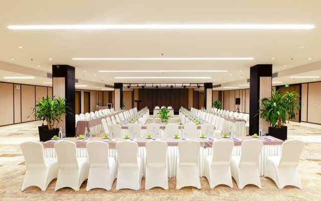 Melia Danang Beach Resort