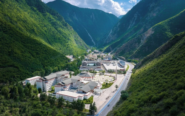 Steigenberger Jiuzhai Valley