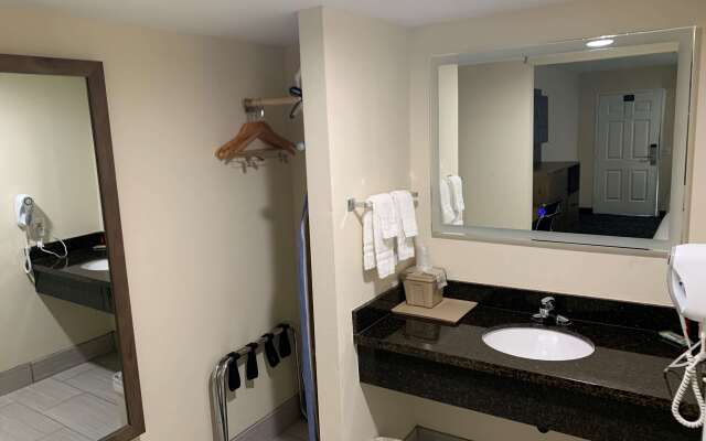 SureStay Plus Hotel by Best Western Hesperia