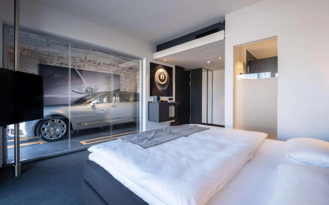 V8 Hotel Köln