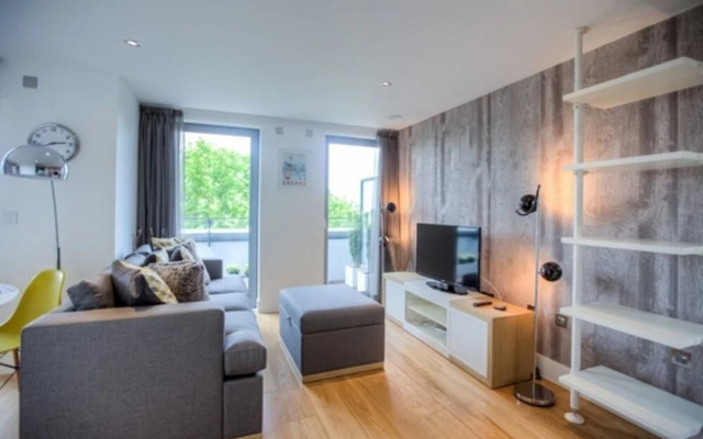 Eson2 - Bonchurch Mansion