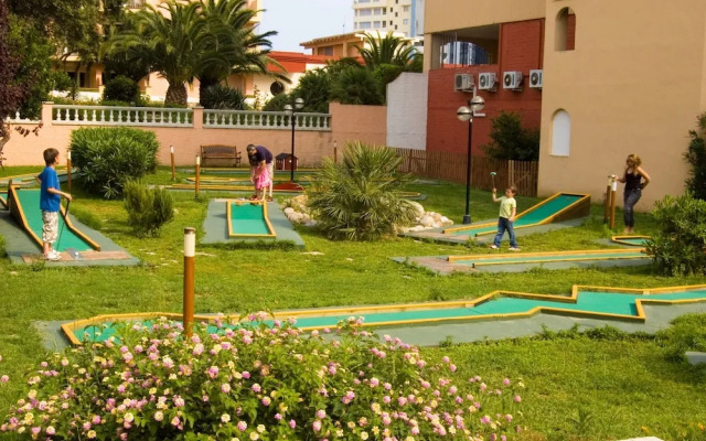 Holiday Apartment in a Complex near Sea