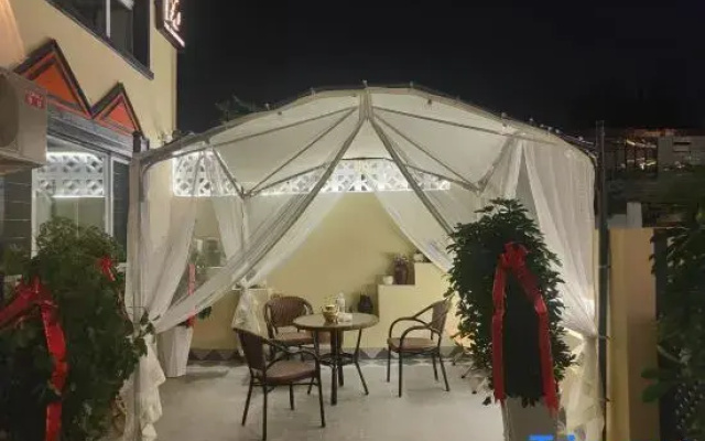 Xia Shuyuan Homestay (Yining Airport Liuxing Street Scenic Area)