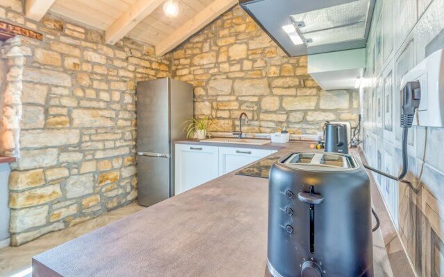 Old Mulberry Stone House
