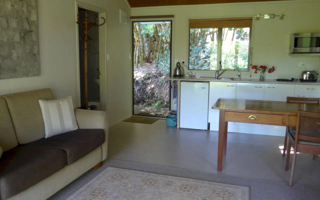 Wharepuke Subtropical Accommodation