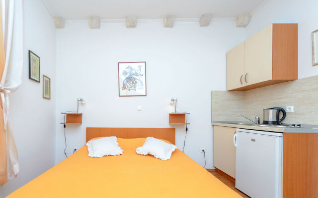 Studio Apartments Stradun