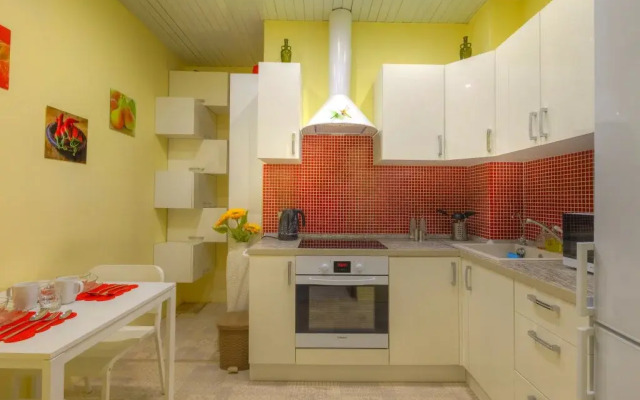 Yaguar Mini and Hostel