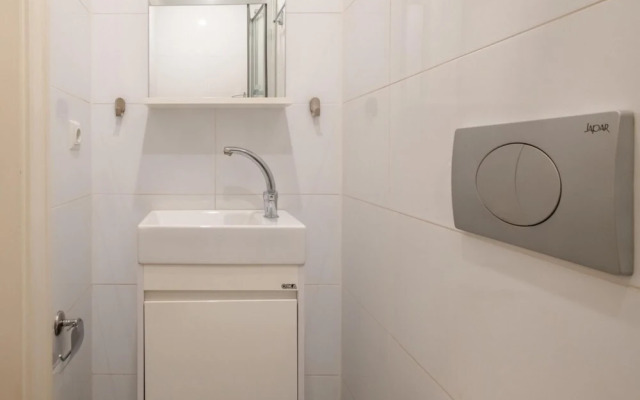 Superb Flat with Excellent Location in Sisli