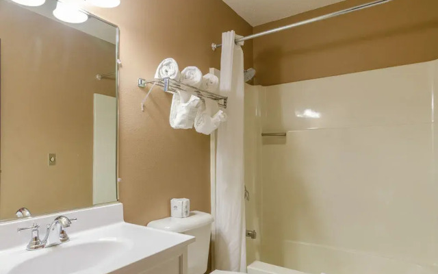 Mitchell Inn and Suites