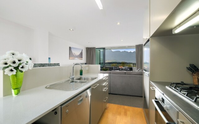 89/5a Tui Heights