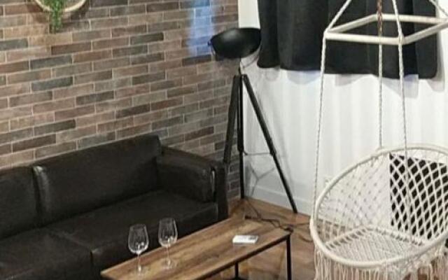 La suite Grenoble spa jacuzzi et sauna privatif