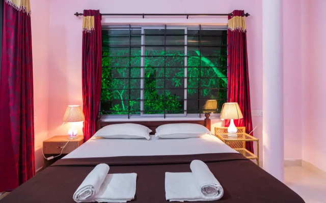 orchid lake view homestay
