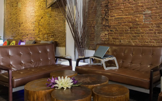 Lion Peak Hotel Purvis