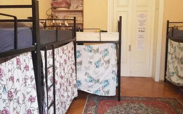 Taj Hostel