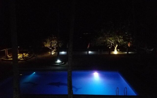 Edie's Bahay Aplaya and Spa