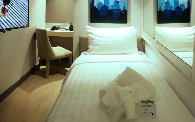 The Mini Suites - Eton Tower Makati