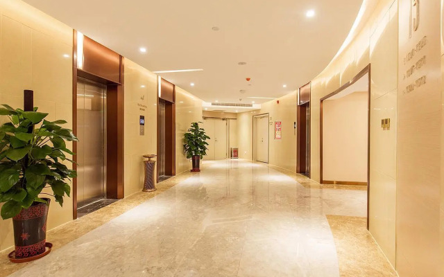 Lavande Hotel·Jining Party School Building