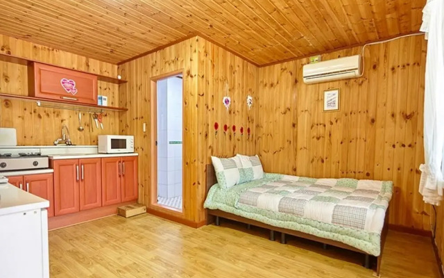 Pocheon Blooming Hill Pension