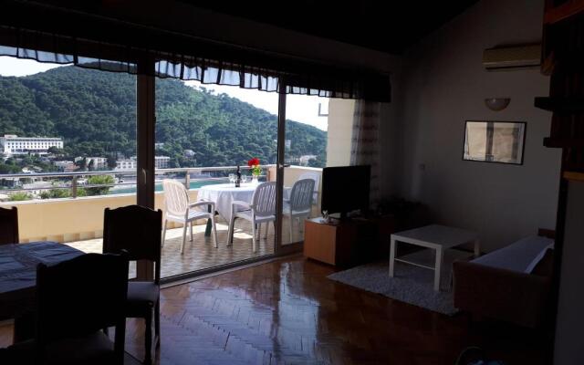 Best4You Apartment No1 - sea view -70 m2 - 2 bedrooms