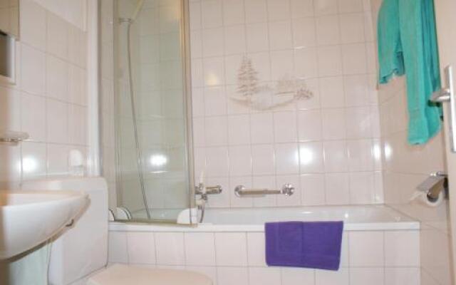 Barga Studios & Apartments