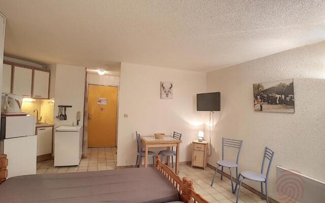 Appartement Lamalou-les-Bains, 1 pièce, 2 personnes - FR-1-451-89