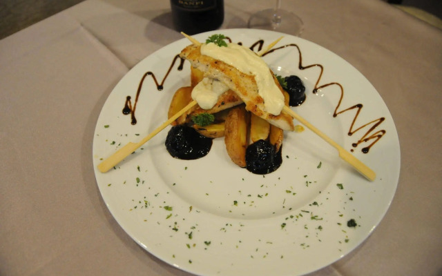 Porto In Hotel