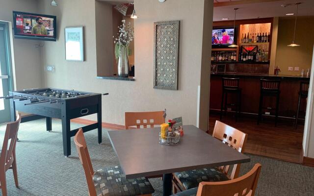 Holiday Inn & Suites Goodyear - West Phoenix Area by IHG