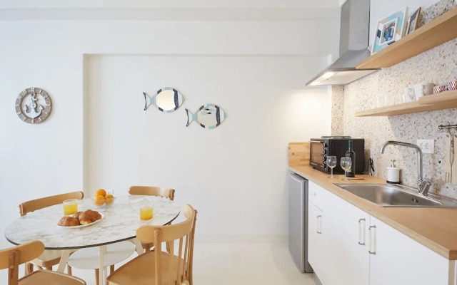 toStay Athens