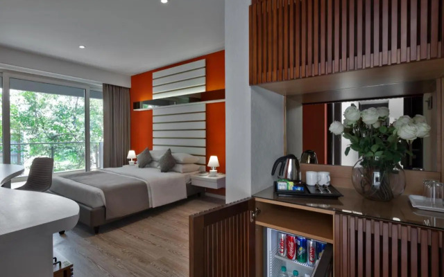 The Atara Near Golf Course Road