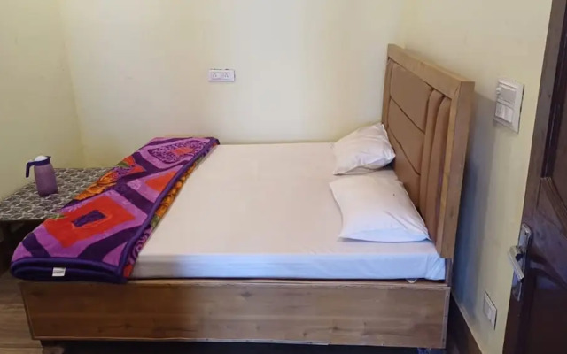 Goroomgo Himalayan View ukhimath