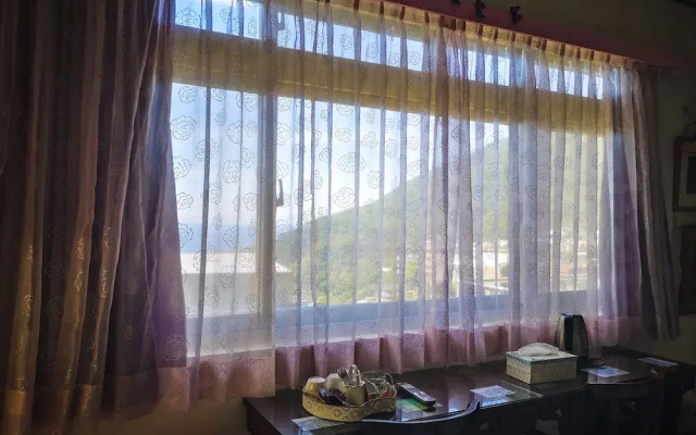 Qu Hi Home Stay