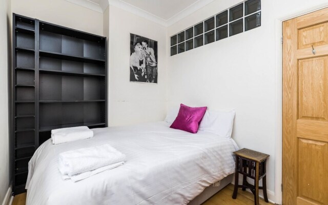 Super 2 Bed Flat in Centre Portobello Notting Hill