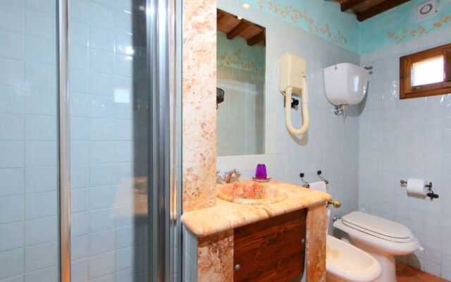 Casale Ischieto 37078