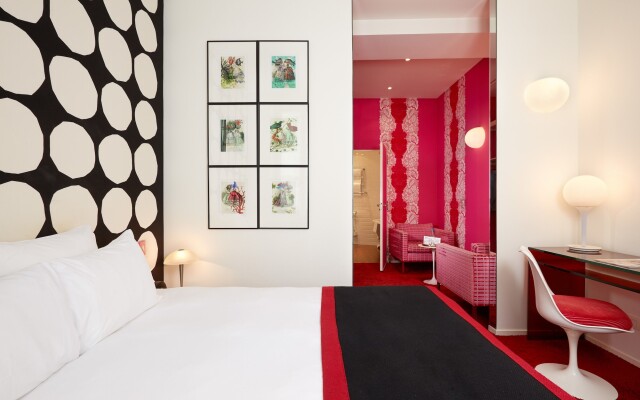 Hôtel du Petit Moulin, Haute Couture hotel by Lacroix