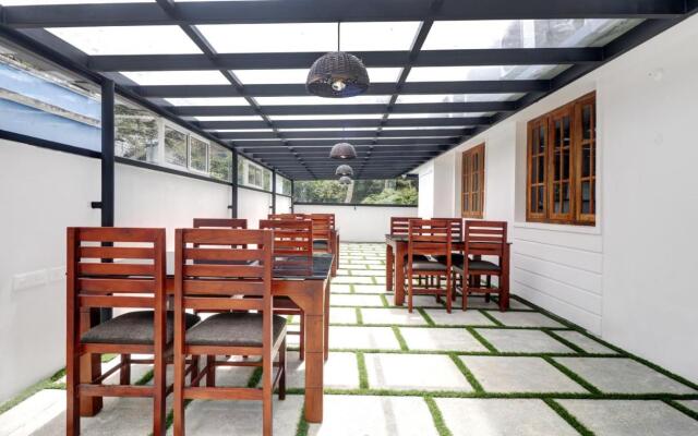 Itsy Hotels Palm Grove By D2V