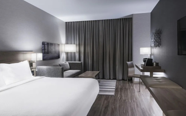 Ac Hotel Boston North